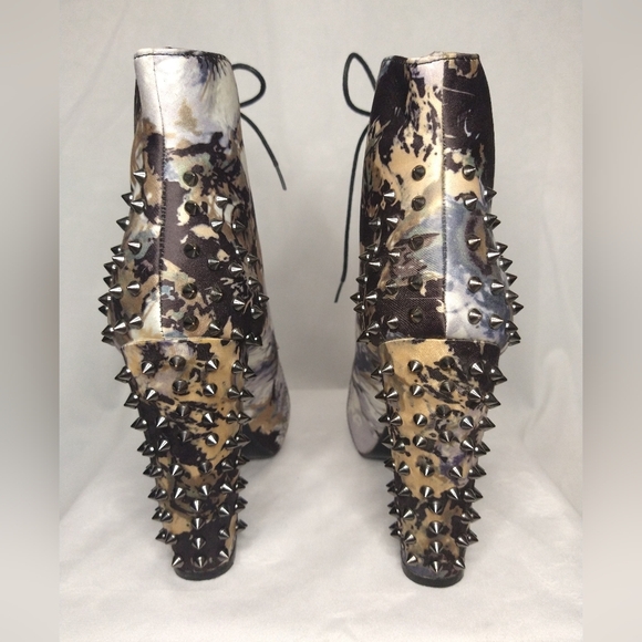 Call It Spring Blue And Cream Floral Lace-Up Boots with Studded Heels - Picture 4 of 6